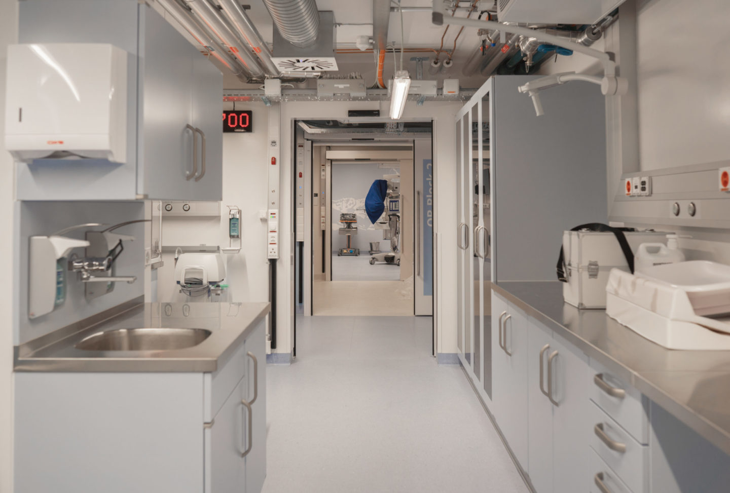 Sanierung Experimental Surgery Facility (ESF) mit Erweiterung Herzkatheterlabor Sanierung Experimental Surgery Facility (ESF) mit Erweiterung Herzkatheterlabor